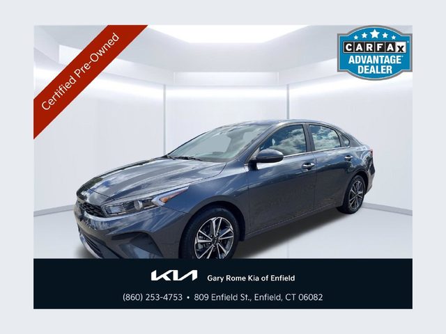 2023 Kia Forte LXS FWD photo