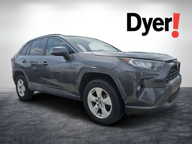 2021 Toyota RAV4 XLE FWD photo