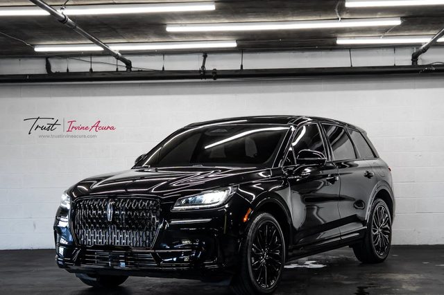 2023 Lincoln Corsair Standard FWD photo