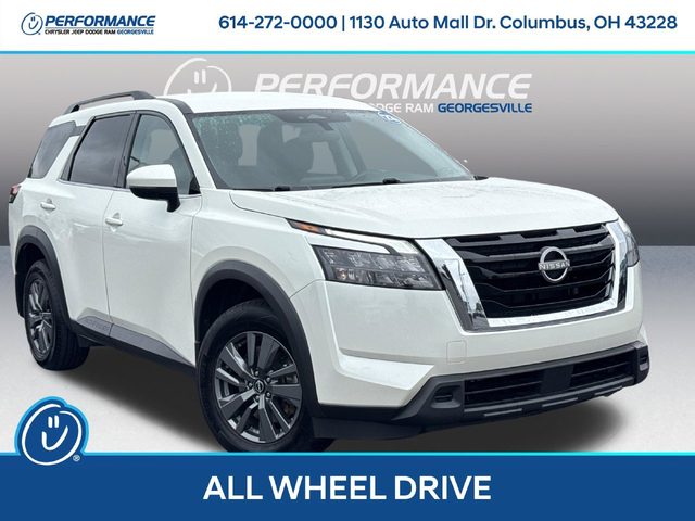 2023 Nissan Pathfinder SV 4WD photo