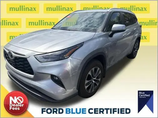 2023 Toyota Highlander XLE FWD photo