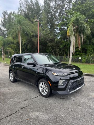 2022 Kia Soul LX FWD photo
