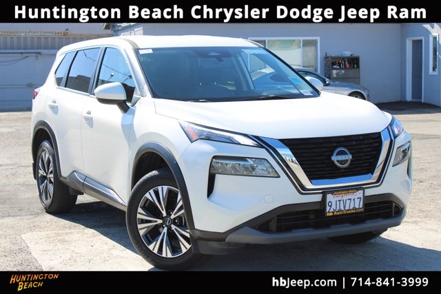 2023 Nissan Rogue SV FWD photo