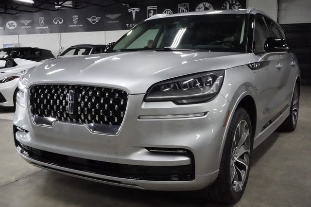 2023 Lincoln Aviator Grand Touring AWD photo