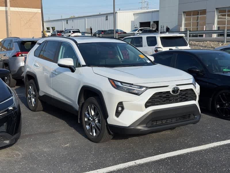 2023 Toyota RAV4 XLE Premium AWD photo