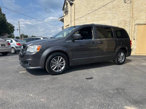 2015 Dodge Grand Caravan SXT Plus FWD photo