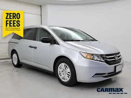 2015 Honda Odyssey LX FWD photo
