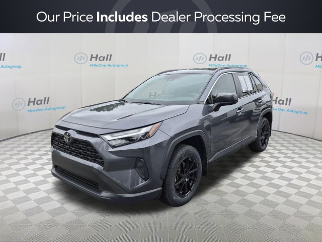 2023 Toyota RAV4 LE FWD photo