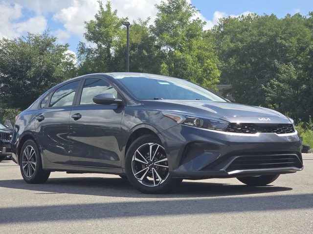 2023 Kia Forte LXS FWD photo