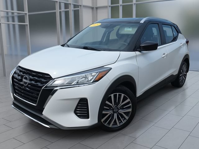 2023 Nissan Kicks SV FWD photo