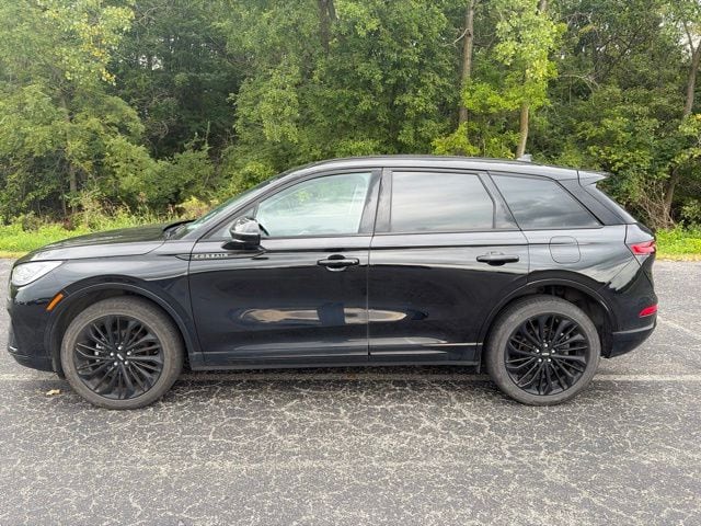 2023 Lincoln Corsair Reserve AWD photo