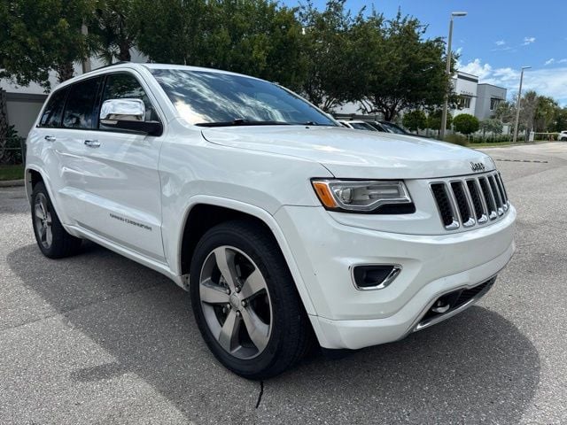 2015 Jeep Grand Cherokee Overland RWD photo