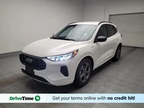 2023 Ford Escape ST-Line FWD photo