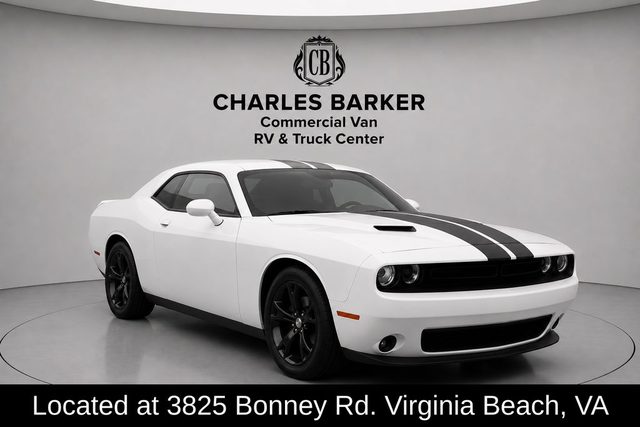 2023 Dodge Challenger SXT AWD photo