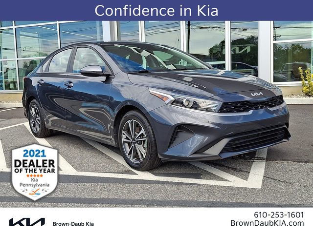 2023 Kia Forte LXS FWD photo