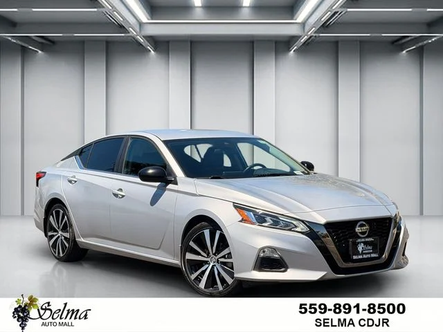 2021 Nissan Altima 2.5 SR FWD photo
