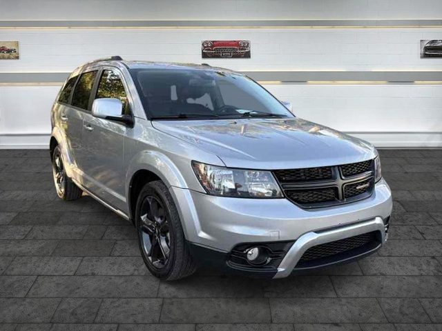 2020 Dodge Journey Crossroad FWD photo