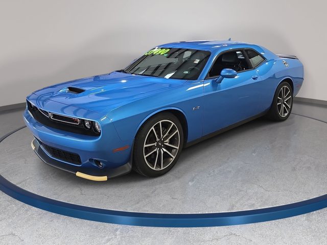 2023 Dodge Challenger R/T RWD photo