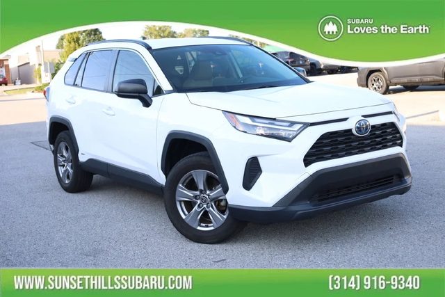 2023 Toyota RAV4 Hybrid LE AWD photo