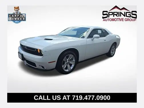2023 Dodge Challenger SXT RWD photo