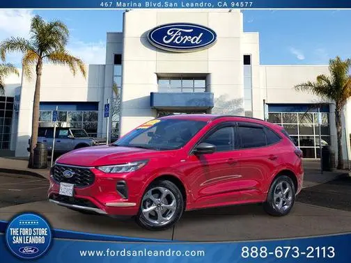 2023 Ford Escape ST-Line FWD photo
