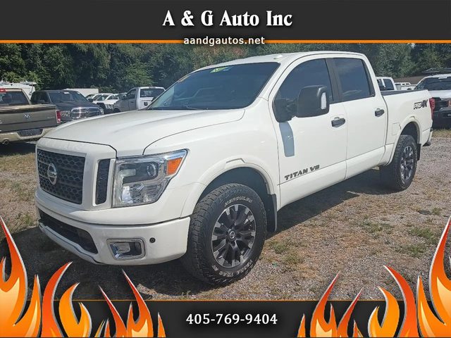 2018 Nissan Titan PRO-4X 4WD photo