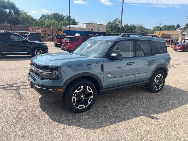 2023 Ford Bronco Sport Outer Banks 4WD photo