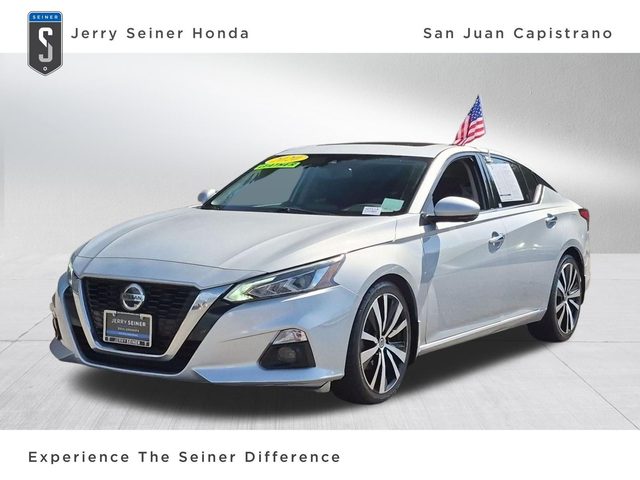2020 Nissan Altima 2.5 Platinum FWD photo