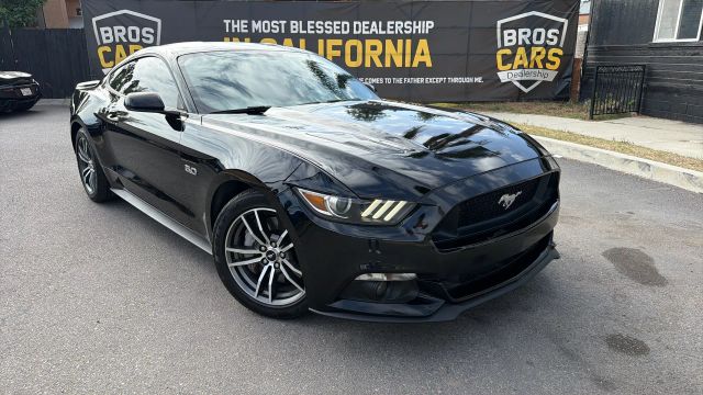 2015 Ford Mustang GT RWD photo