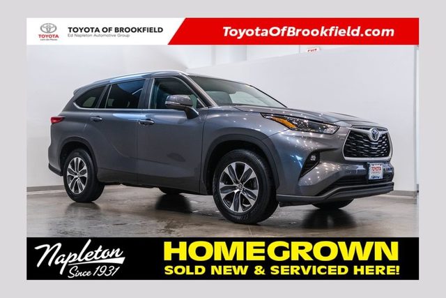 2023 Toyota Highlander L FWD photo