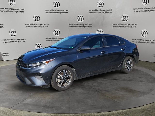 2023 Kia Forte LXS FWD photo