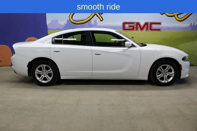 2022 Dodge Charger SXT RWD photo
