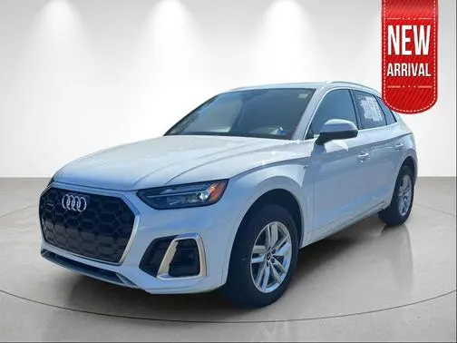 2023 Audi Q5 S line Premium AWD photo
