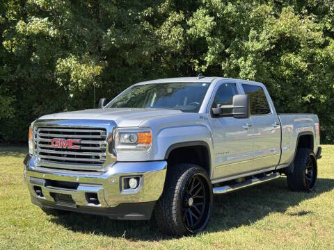 2015 GMC Sierra 2500HD SLT 4WD photo