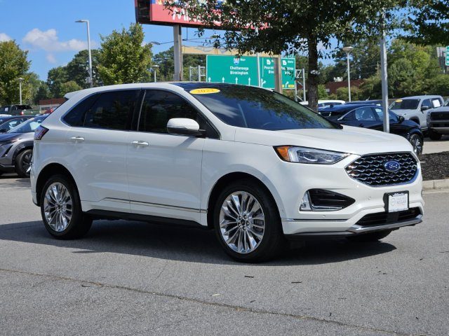 2022 Ford Edge Titanium AWD photo