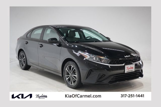 2023 Kia Forte LXS FWD photo