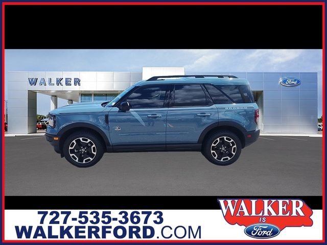 2023 Ford Bronco Sport Outer Banks 4WD photo