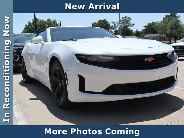 2020 Chevrolet Camaro 1LT RWD photo