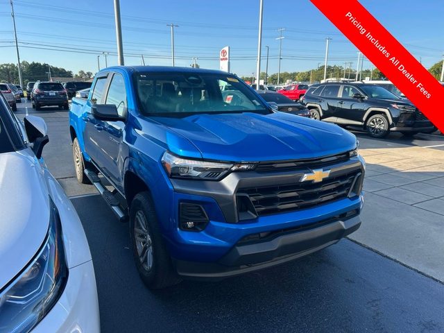 2023 Chevrolet Colorado 4WD LT 4WD photo