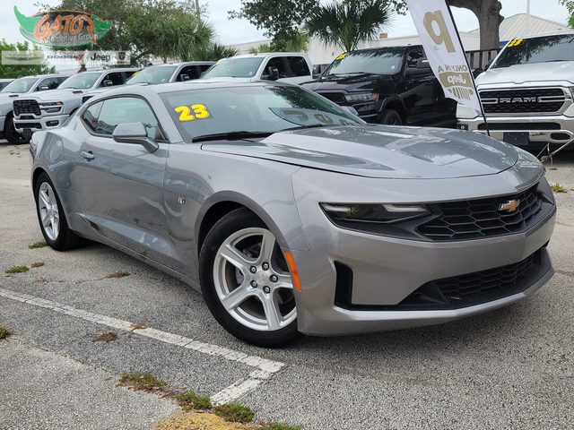 2023 Chevrolet Camaro 1LT RWD photo