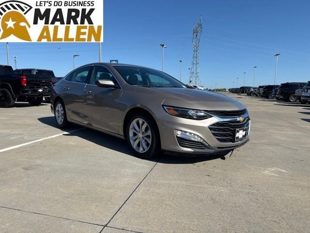 2022 Chevrolet Malibu LT FWD photo