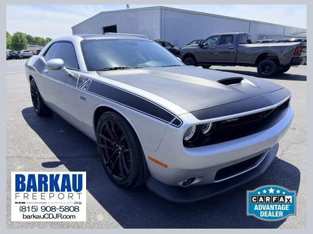 2023 Dodge Challenger R/T Scat Pack RWD photo