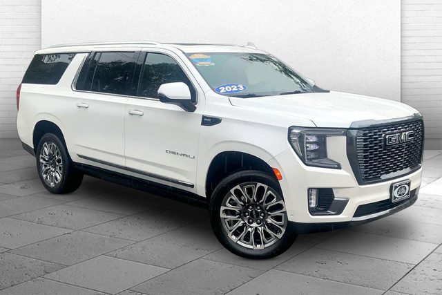 2023 GMC Yukon XL Denali Ultimate 4WD photo
