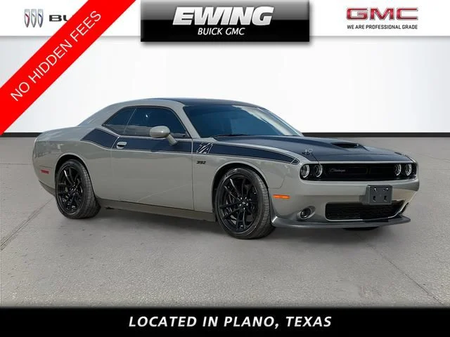 2023 Dodge Challenger R/T Scat Pack RWD photo