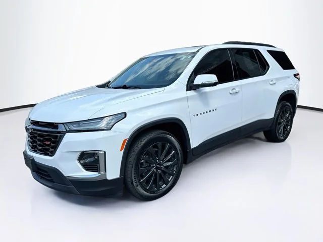 2023 Chevrolet Traverse RS AWD photo