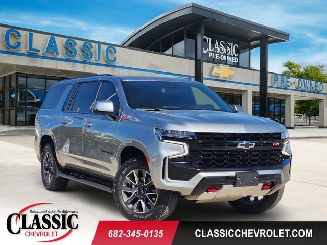 2023 Chevrolet Suburban Z71 4WD photo