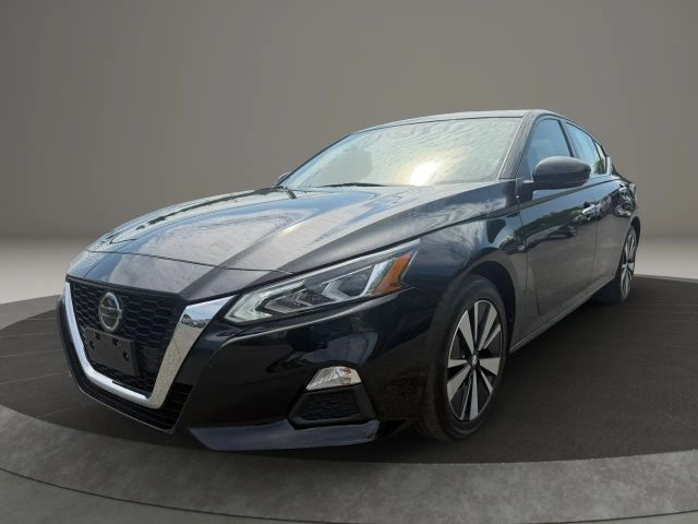 2022 Nissan Altima 2.5 SV FWD photo