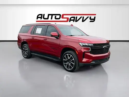 2023 Chevrolet Suburban RST 4WD photo