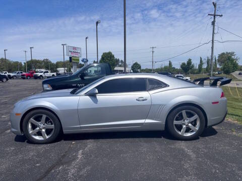 2015 Chevrolet Camaro LT RWD photo