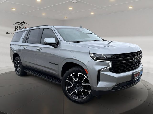 2023 Chevrolet Suburban RST 4WD photo